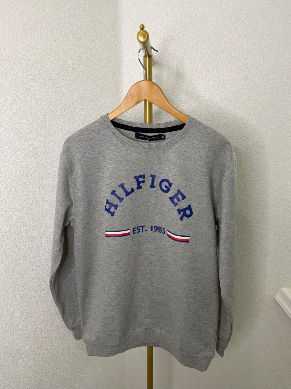NWT Tommy Hilfiger Classic Arch Logo Crewneck Sweatshirt Grey Size XL